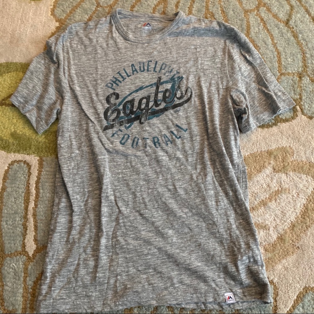 EAGLES T-SHIRT